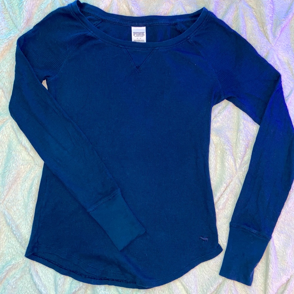 pink/Victoria’s secret long sleeve shirt